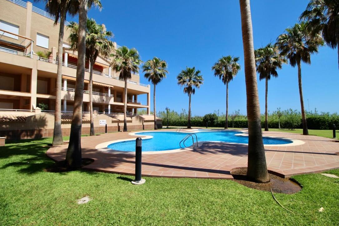 Atico Con Piscina Privada En Primera Linea Apartment Denia Exterior photo